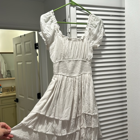 Hollister Built in Shorts white dress - Picture 2 of 3